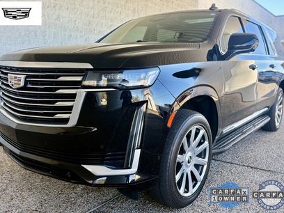 Certified 2022 Cadillac Escalade ESV Premium Luxury Platinum w/ Heavy-Duty Trailer Package