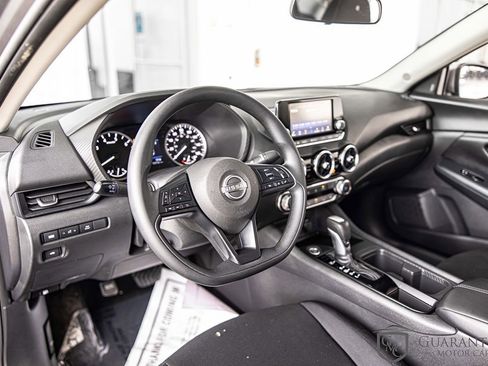 Used 2025 Nissan Sentra S FWD image 18
