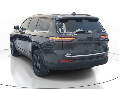 New 2025 Jeep Grand Cherokee L Limited w/ Luxury Tech Group II image 3