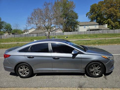 Used 2016 Hyundai Sonata SE image 7