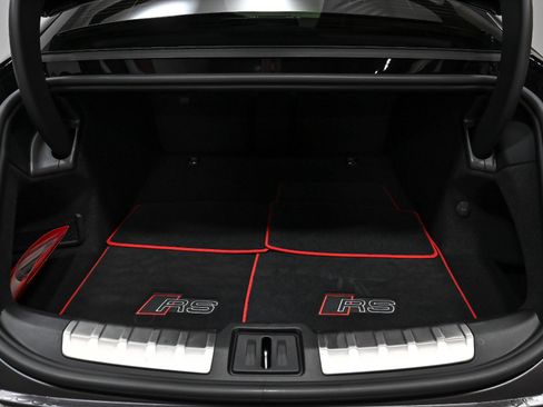 Used 2023 Audi RS e-tron GT image 61