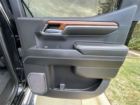 Used 2023 GMC Sierra 1500 Denali image 36