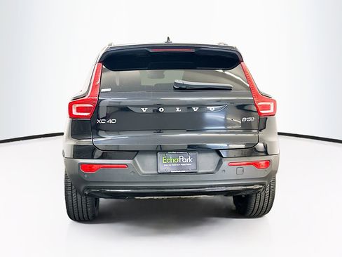 Used 2023 Volvo XC40 B5 Ultimate w/ Climate Package AWD/4WD image 7