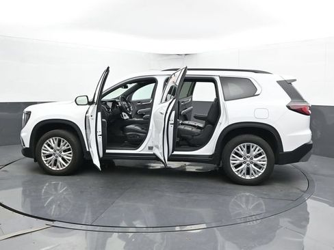 Used 2024 GMC Acadia Elevation FWD image 55