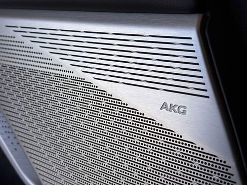 Certified 2025 Cadillac Optiq Luxury 2 w/ LPO, Floor Liner Package image 27