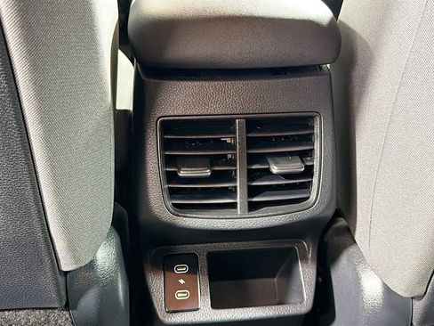 Used 2024 Kia Seltos LX AWD/4WD image 24