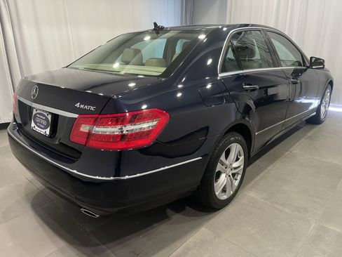 Used 2011 Mercedes-Benz E 350 4MATIC Sedan image 6