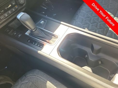 Used 2026 Nissan Kicks SV w/ SV Premium Package FWD image 16