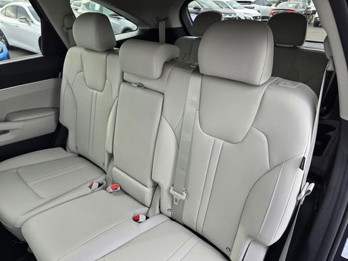 New 2026 Kia Sorento S image 18