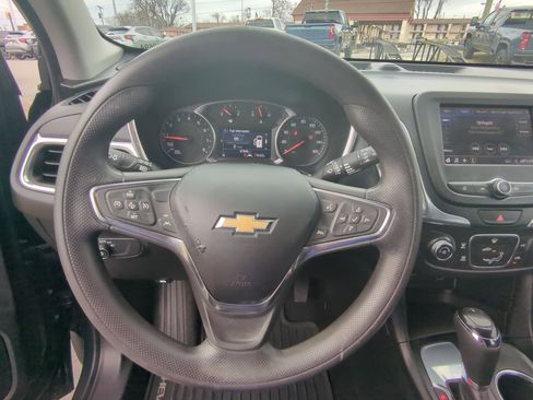 Used 2020 Chevrolet Equinox LT image 11