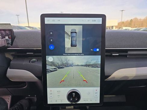 Used 2022 Ford Mustang Mach-E Premium image 26