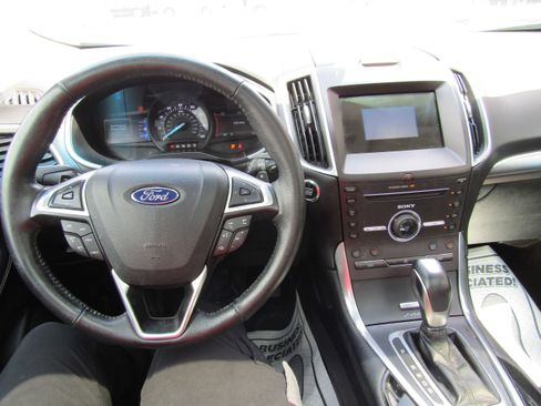 Used 2016 Ford Edge Titanium w/ Equipment Group 301A AWD/4WD image 16