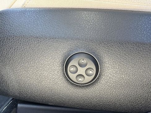 Certified 2026 Mercedes-Benz GLC 300 GLC 300 image 8