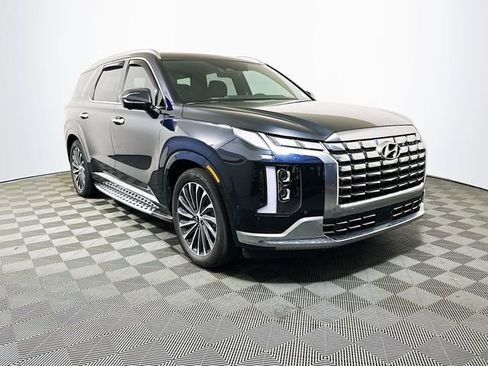 Used 2023 Hyundai Palisade Calligraphy w/ Cargo Package image 1