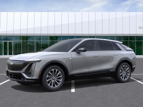 New 2027 Cadillac Lyriq Sport RWD image 2