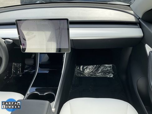 Used 2021 Tesla Model Y Long Range image 59