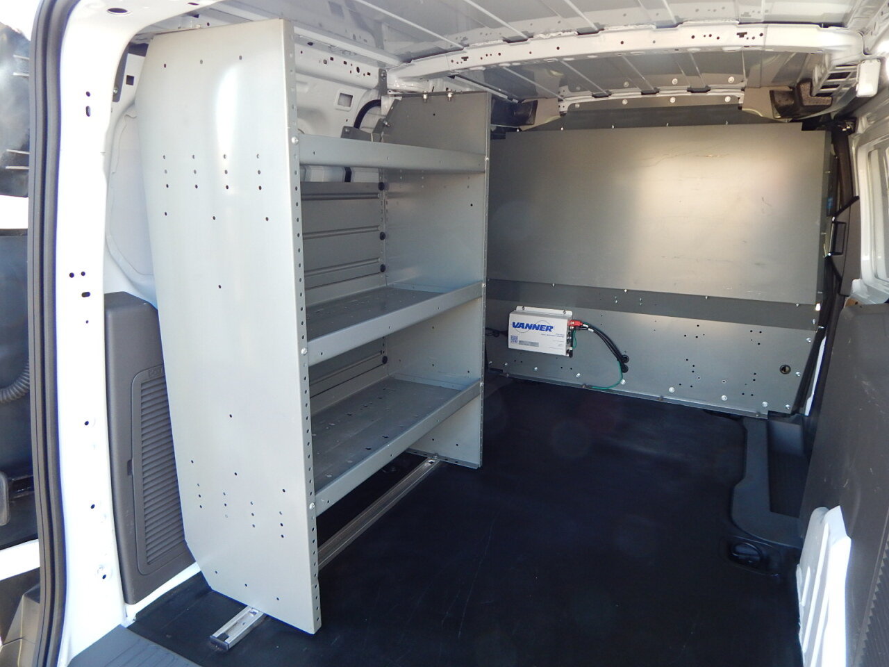 Used 2022 Ford Transit Connect XL FWD image 16