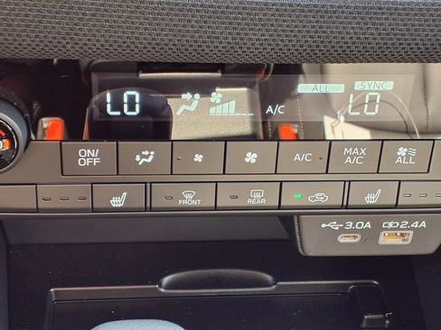 New 2026 Subaru Outback Limited AWD/4WD image 13