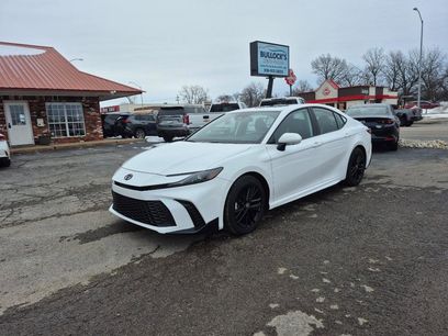 Used 2025 Toyota Camry SE w/ Multimedia Upgrade Package