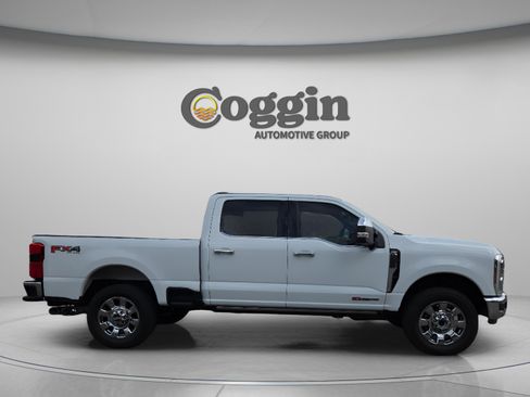 Used 2026 Ford F350 Lariat w/ Lariat Ultimate Package image 6