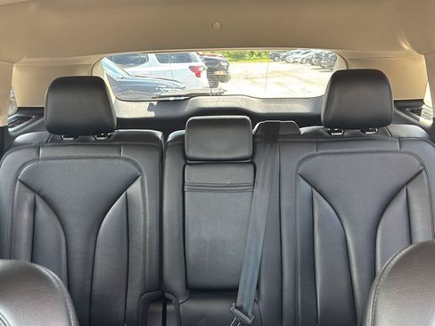 Used 2023 Lincoln Nautilus AWD w/ Premium Package image 27