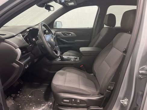 Certified 2023 Chevrolet Traverse LT w/ LPO, Floor Liner Package image 9