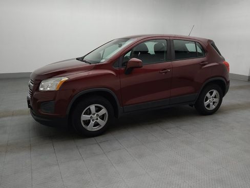 Used 2016 Chevrolet Trax LS AWD/4WD image 2