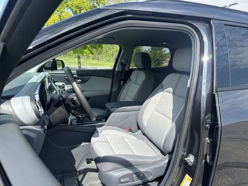 Used 2022 Chevrolet Blazer LT AWD/4WD image 10