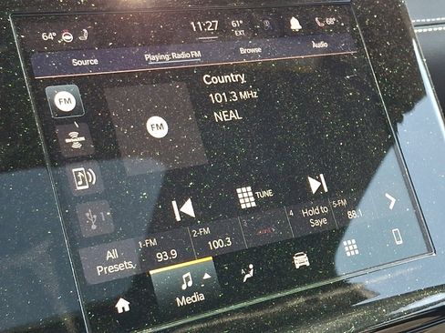 Used 2023 Jeep Grand Cherokee L Laredo image 19