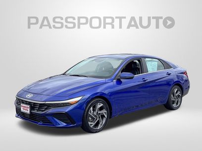 Used 2025 Hyundai Elantra Limited