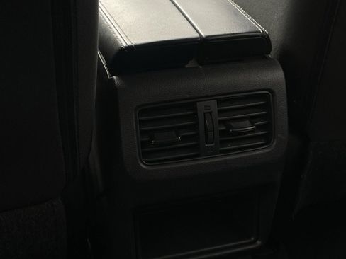 Used 2024 Nissan Rogue S image 24