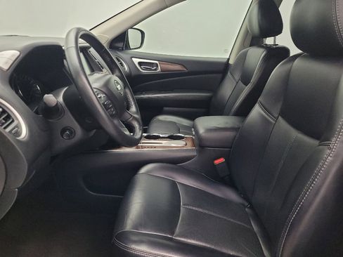 Used 2020 Nissan Pathfinder Platinum w/ Cargo Package image 17