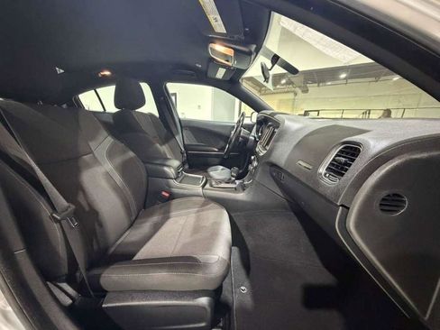 Used 2022 Dodge Charger SXT image 14