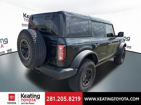 Used 2025 Ford Bronco Badlands image 7