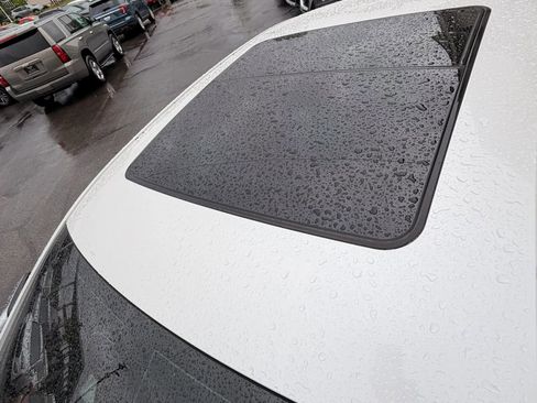 Used 2015 Chevrolet Impala LTZ FWD image 9