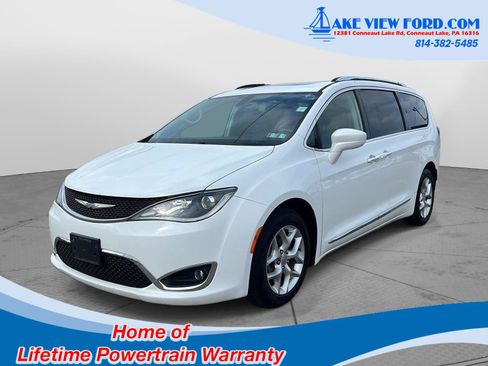 Used 2019 Chrysler Pacifica Touring-L Plus w/ Tire & Wheel Group FWD image 1