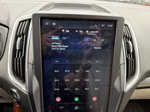 Certified 2022 Ford Edge Titanium AWD/4WD image 17