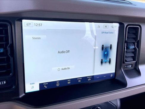 Used 2022 Ford Bronco Wildtrak image 31