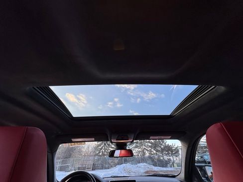 Used 2017 BMW X6 M image 32