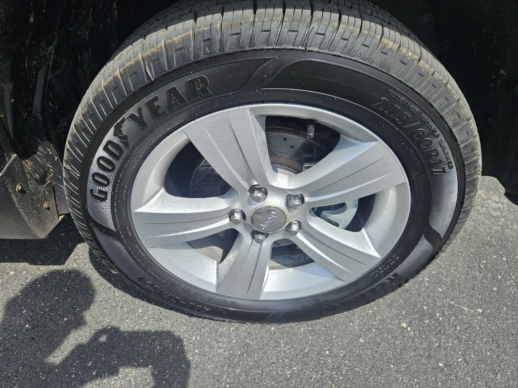 Used 2014 Jeep Patriot Latitude FWD image 21