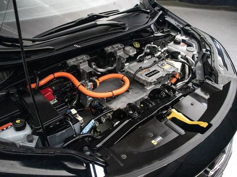 Used 2025 Nissan Ariya AWD image 29