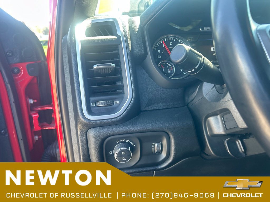 Used 2024 RAM 2500 Big Horn w/ Night Edition AWD/4WD image 8