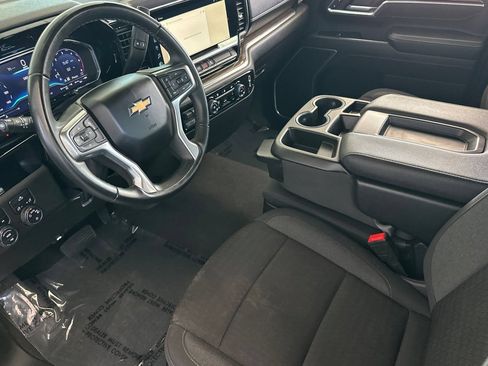Used 2024 Chevrolet Silverado 3500 LT AWD/4WD image 10