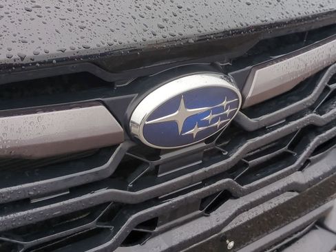 Used 2024 Subaru Crosstrek 2.5i Limited w/ Crosstrek Mirror Package AWD/4WD image 11