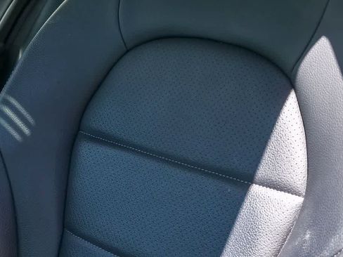 Used 2019 Mercedes-Benz C 300 Sedan image 12