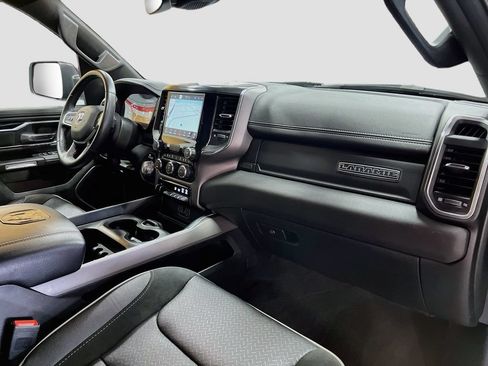 Used 2022 RAM 1500 Laramie w/ Sport Appearance Package AWD/4WD image 31