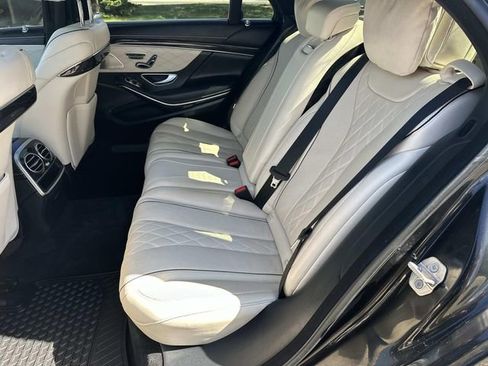 Used 2019 Mercedes-Benz S 560 4MATIC Sedan image 11