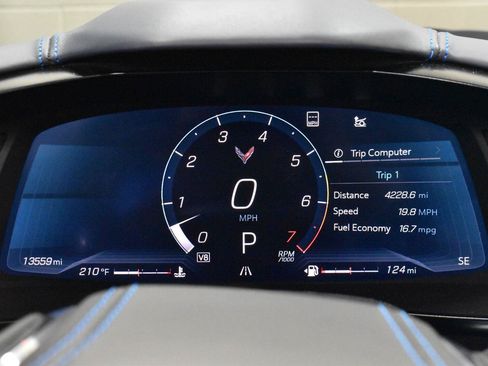Used 2021 Chevrolet Corvette Stingray Premium Conv w/ Z51 Performance Package RWD image 15