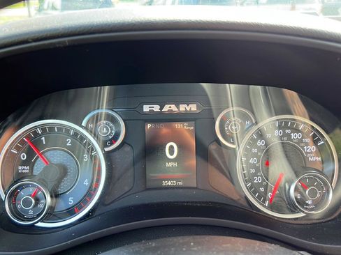 Used 2024 RAM 2500 Big Horn w/ Night Edition AWD/4WD image 16