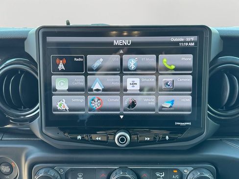 Used 2020 Jeep Wrangler Unlimited Sport image 18